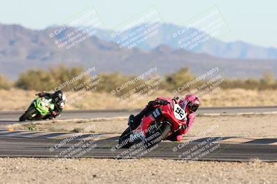 media/Dec-07-2025-CVMA (Sun) [[3e7d2de5dc]]/Race 16-Formula Middleweight/